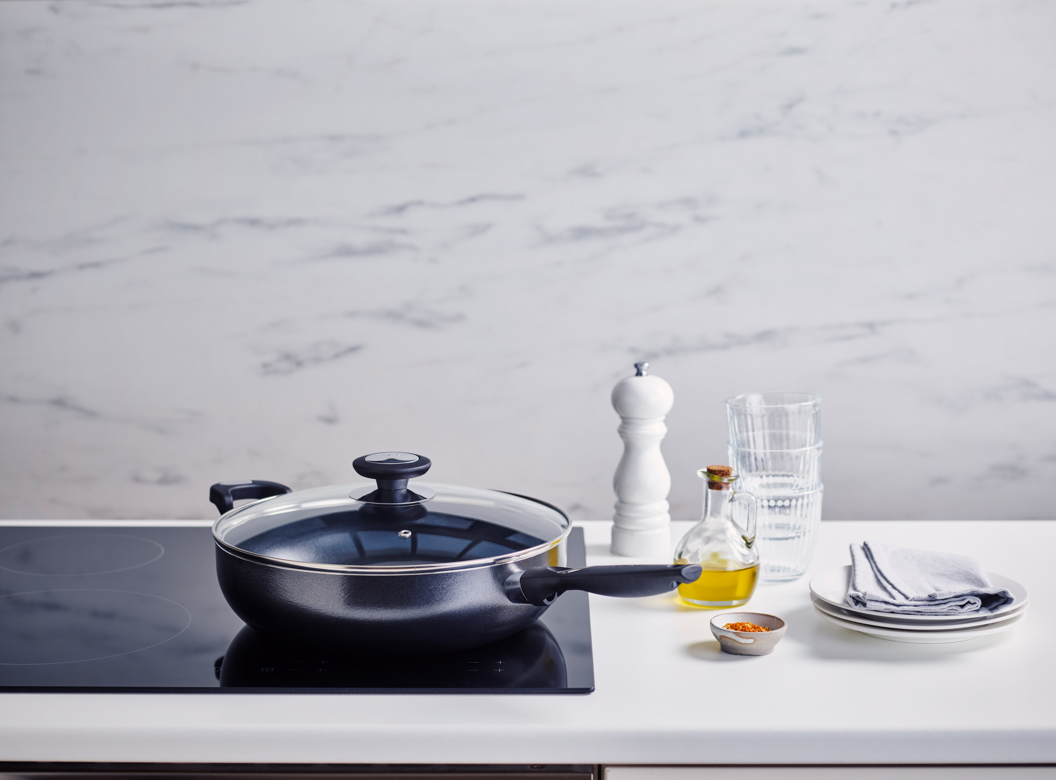 Sauteuse + cv 28 cm - Pro Induc