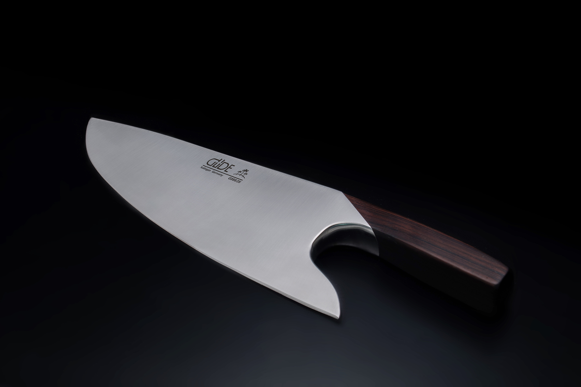 Visuel deTHE KNIFE. - GÜDE THE KNIFE. Couteau de chef - La (re-)découverte de la coupe.